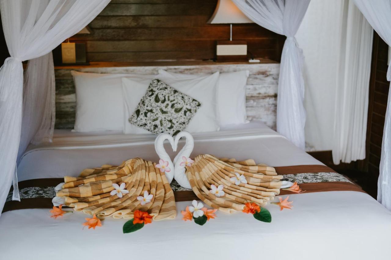 Dini D'Nusa Lembongan Hotel Ngoại thất bức ảnh